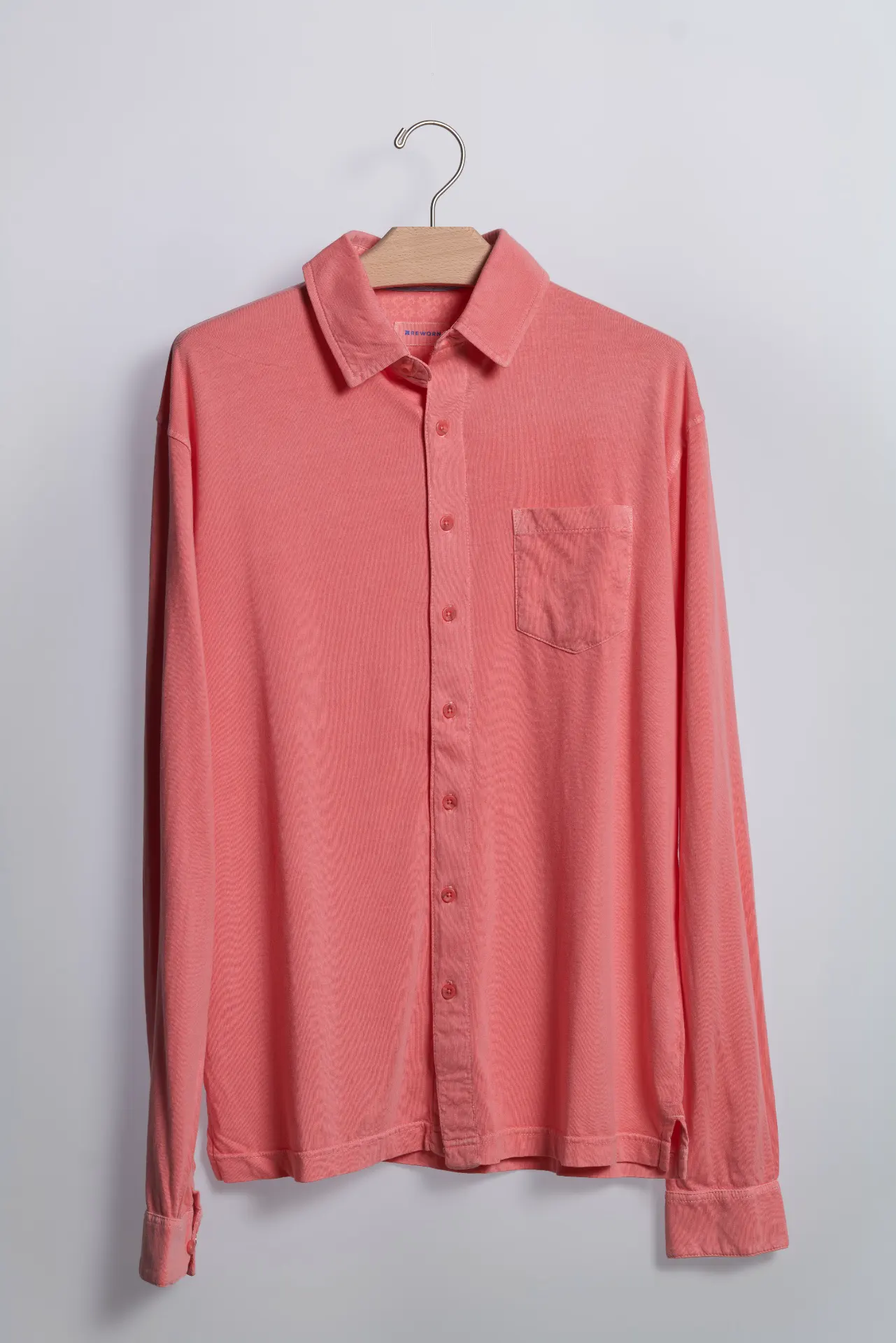 R1900 washedred front